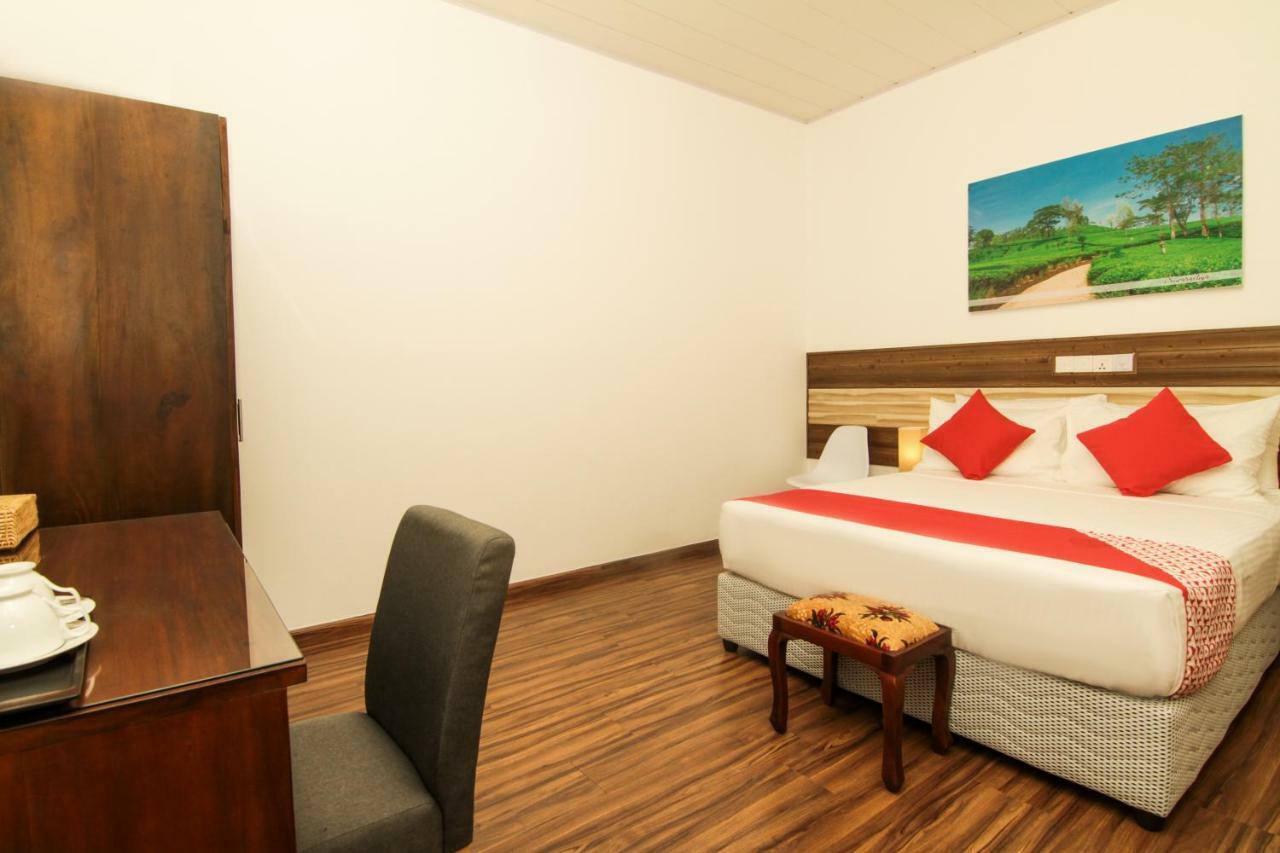 Clove Transit Hotel Kotugoda 외부 사진